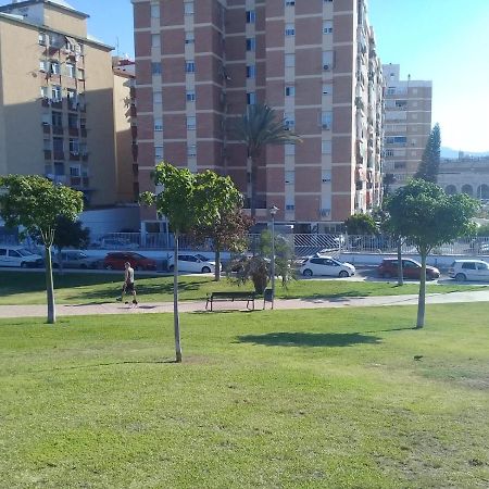 4 Dorm Cerca De Playa Y Centro Ciudad Apartment มาลากา ภายนอก รูปภาพ
