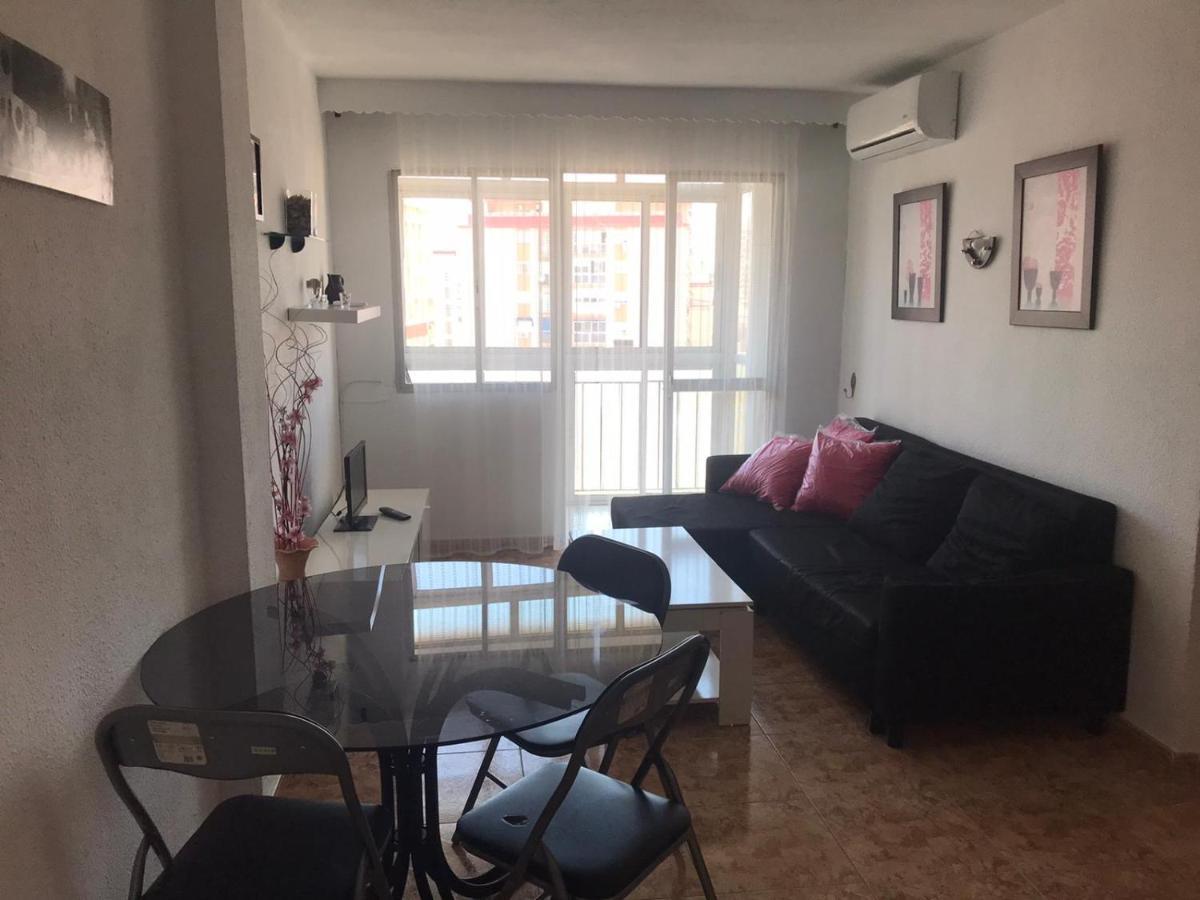 4 Dorm Cerca De Playa Y Centro Ciudad Apartment มาลากา ภายนอก รูปภาพ