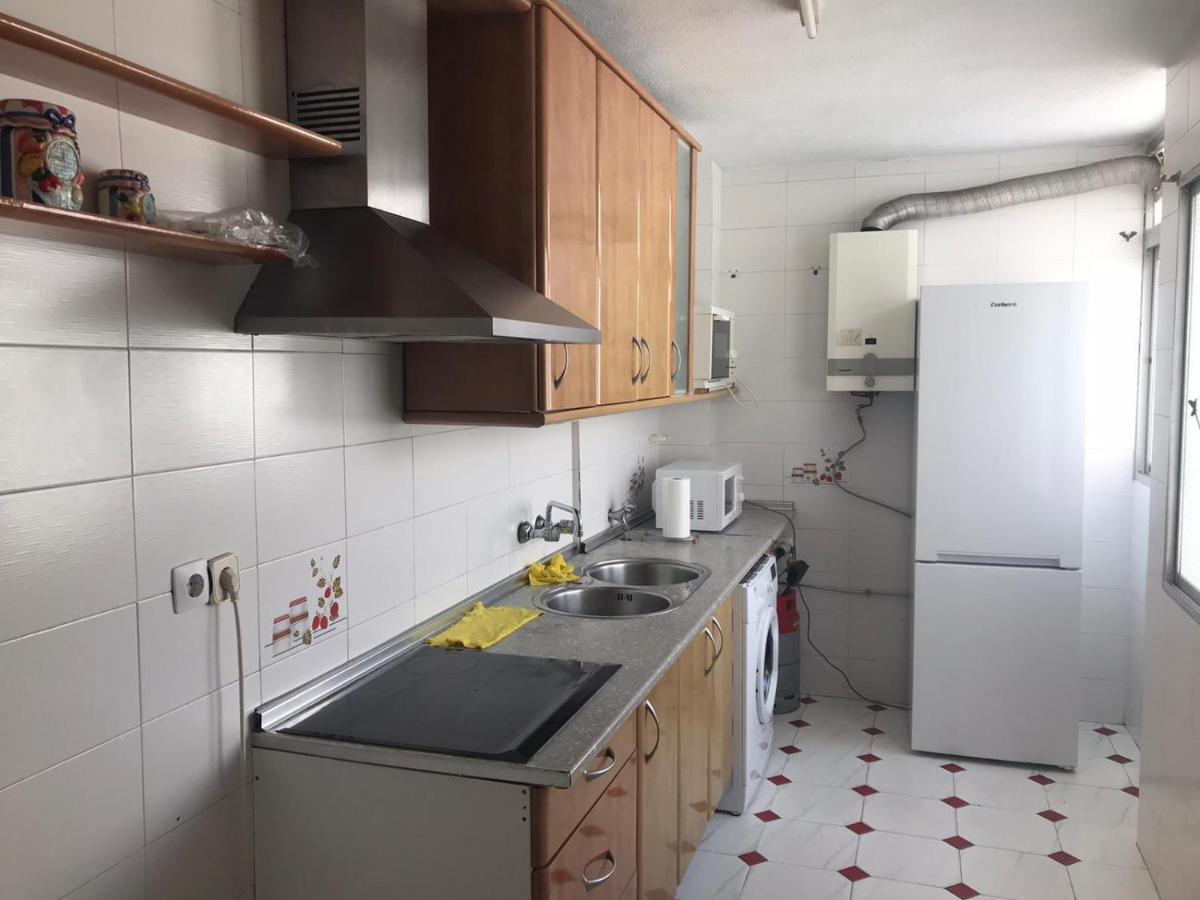 4 Dorm Cerca De Playa Y Centro Ciudad Apartment มาลากา ภายนอก รูปภาพ